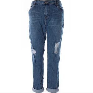 Levi’s 501 Distressed Boyfriend Jeans